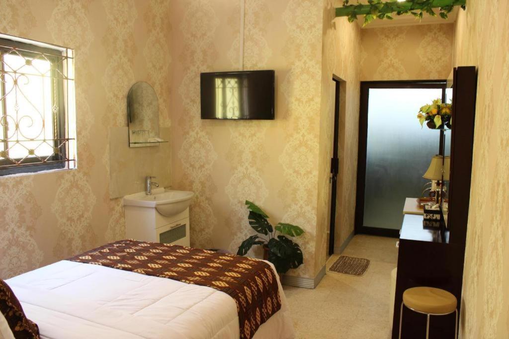 Rene Hotel Yogyakarta Exterior foto