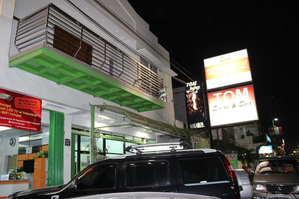 Rene Hotel Yogyakarta Exterior foto