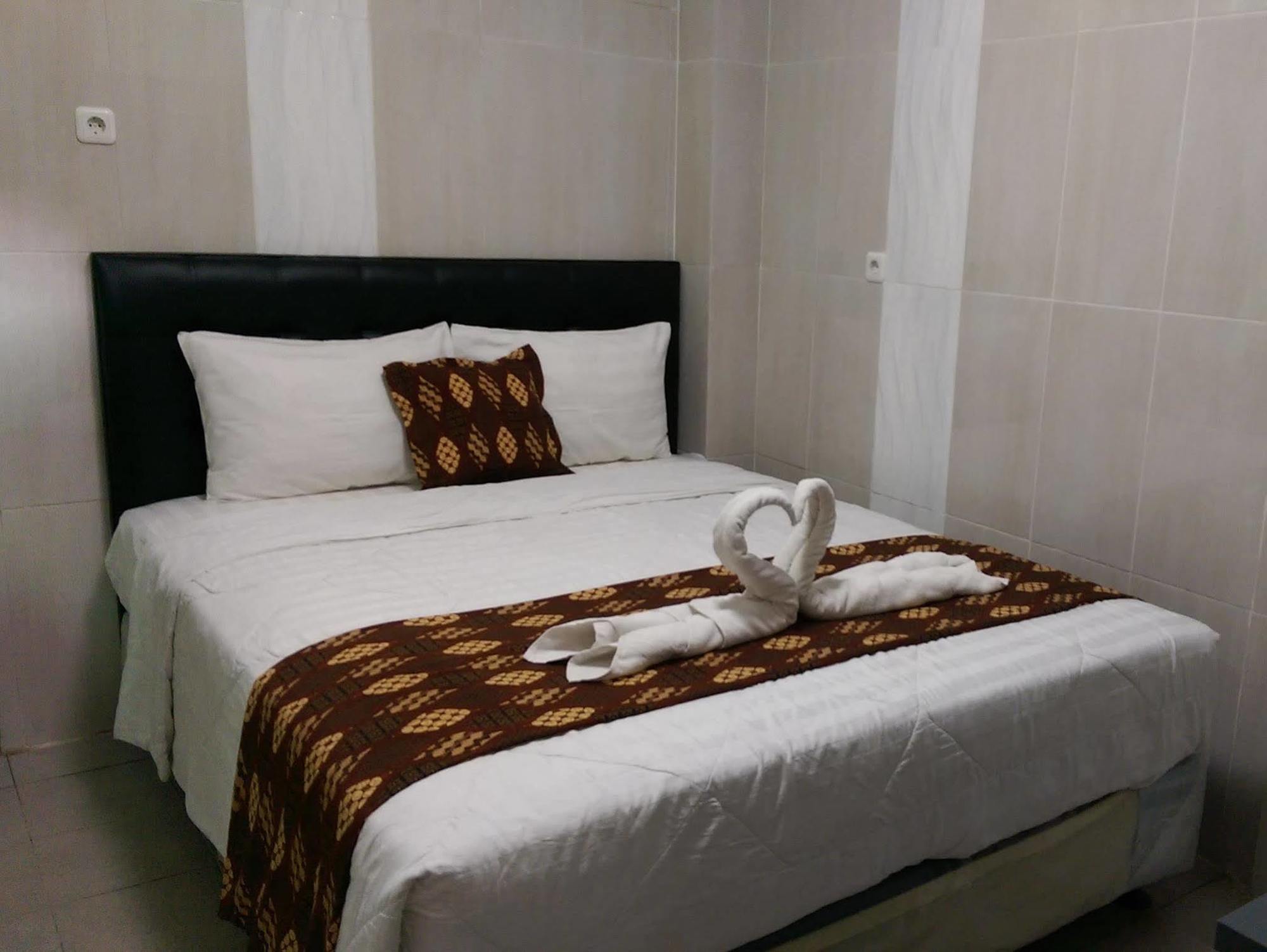 Rene Hotel Yogyakarta Exterior foto
