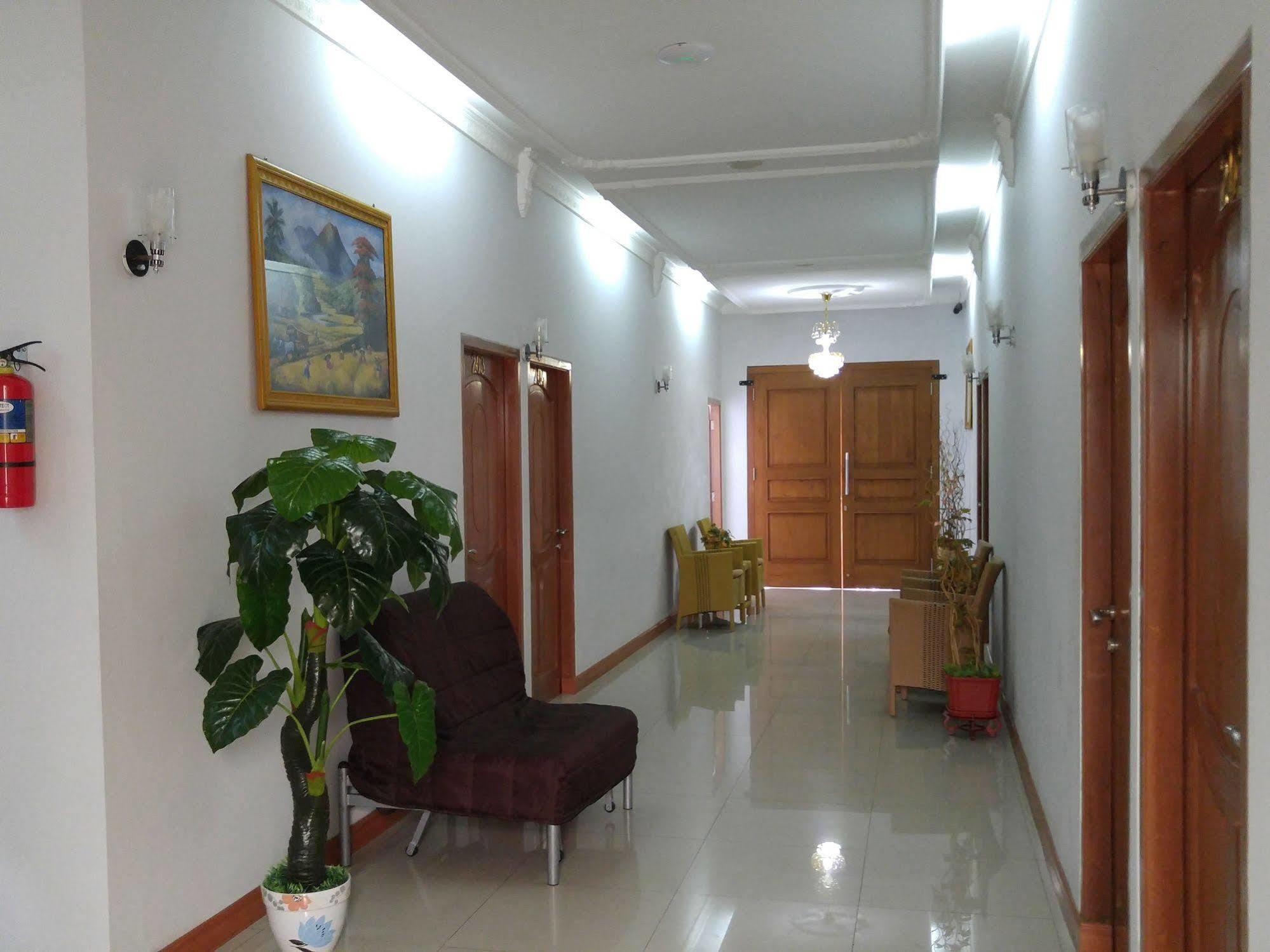 Rene Hotel Yogyakarta Exterior foto